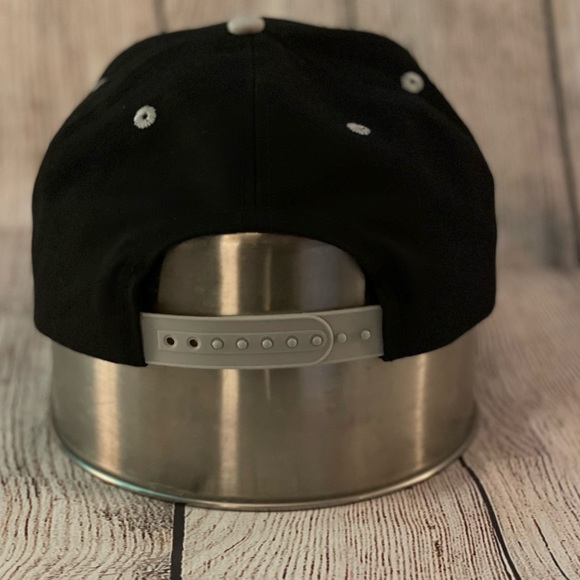 Phoenix Suns - Black and White Raised Logo - Picture 3 of 8